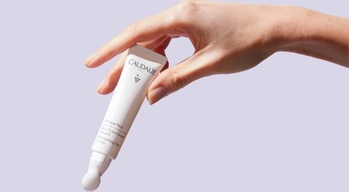 Caudalie adopte le tube Tense en PE recyclé de Cosmogen