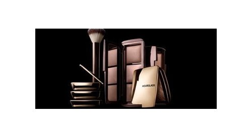 Unilever acquiert la marque de maquillage de luxe Hourglass